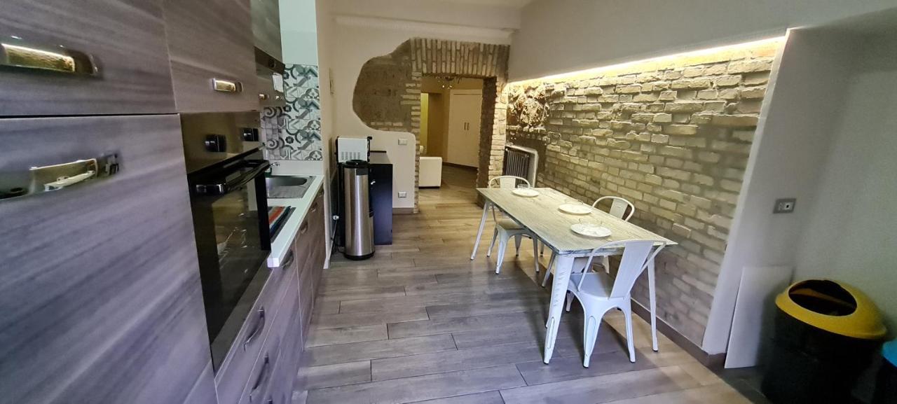 רומא Giulya Guesthouse מראה חיצוני תמונה