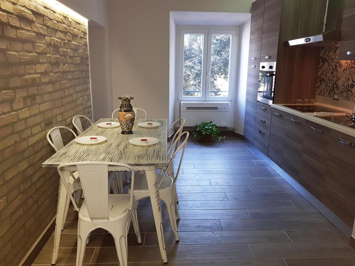 רומא Giulya Guesthouse מראה חיצוני תמונה