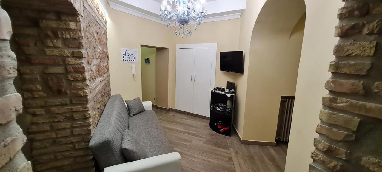 רומא Giulya Guesthouse מראה חיצוני תמונה